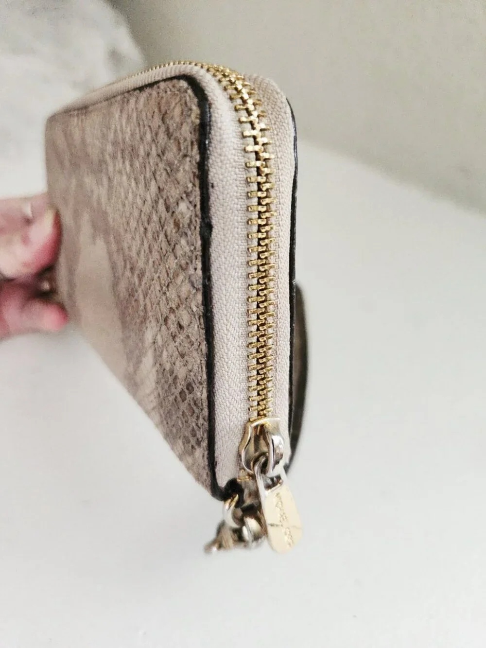 Euc Michael Kors Snakeskin Zipper Wallet